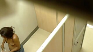 ஒரு ஆபாச xnxx வீட்டில் அரை சகோதரி அல்ல, ஆனால் ஒரு பரிசு
